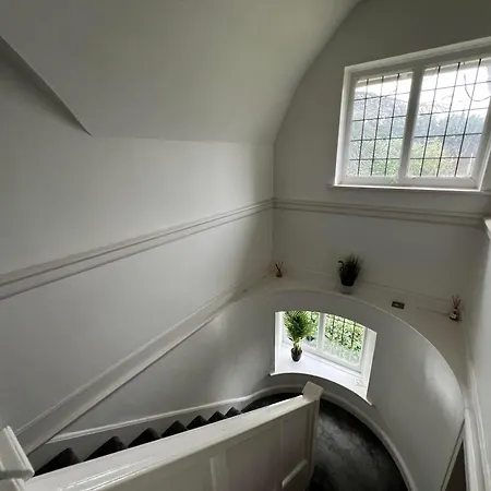 Large 8 Bedroom House In Edgbaston Apartamento *